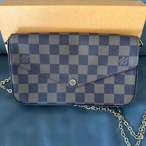 Louis Vuitton Felicie Bag